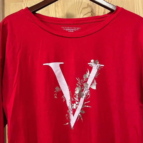 Victoria's Secret Scarlet Long Sleeve Night Shirt Sz M - Picture 2 of 4